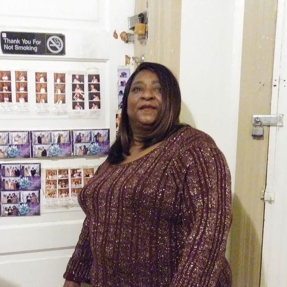 Meet your Posher, Bernice - Picture 1 of 1